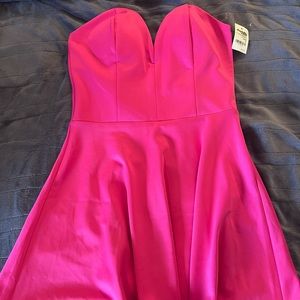 V-neck pink party dress